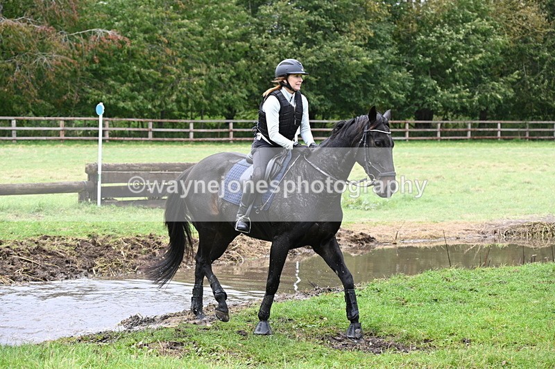 WJ6_6099 - Time at Photographer 12:41 to 13:05