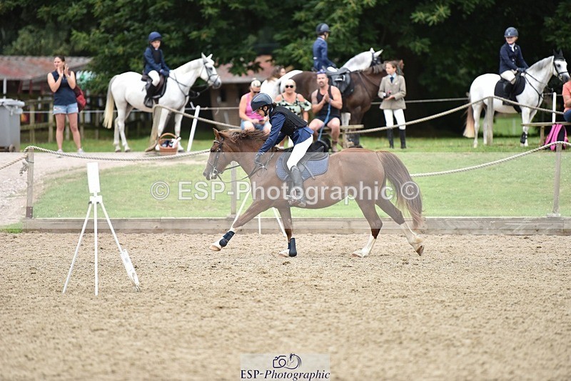 240802-104030-00909 - 80cm Round 1