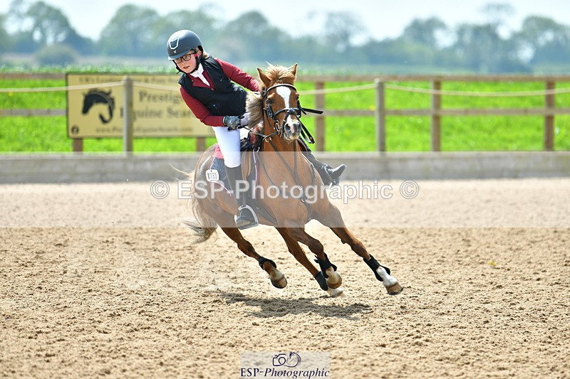 230513A-131310-01024 - Cls 34+35 Club 60cm