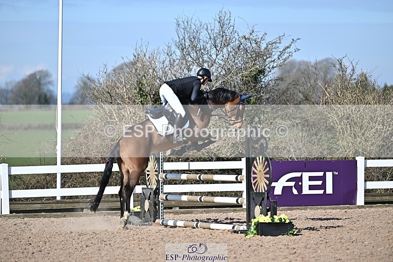 250314-110345-00164 - Cls 2 British Novice and 90cm