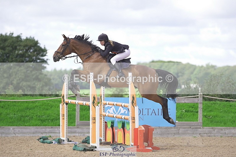 230806A-123616-02015 - Cls 14 Snr Foxhunter & 1.20m Open