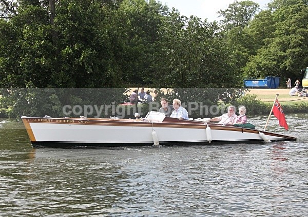 090704 HENLEY DUCHESS IMG_8375 - HENLEY REGATTA  SATURDAY 4th JULY 2009