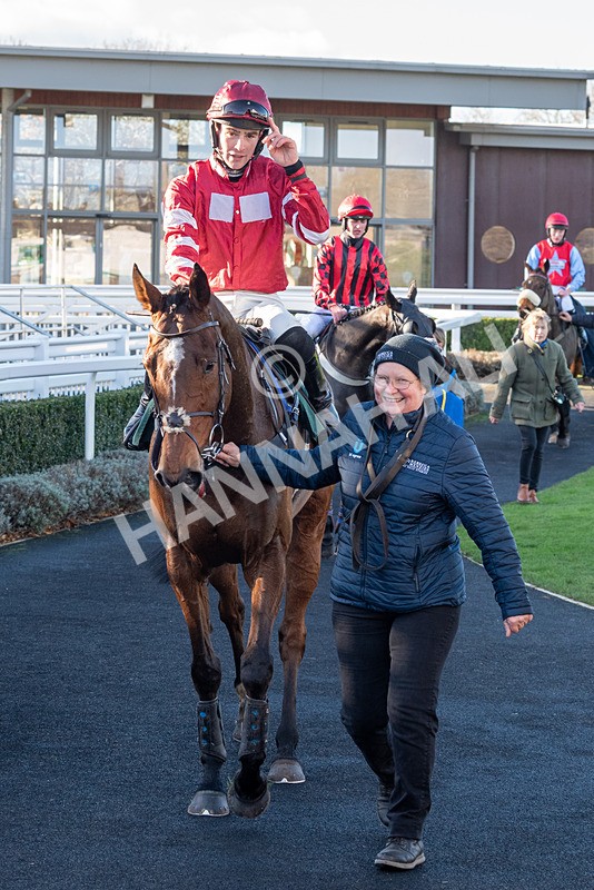 241123-Race 1-Onward Route-7046 - Race 1