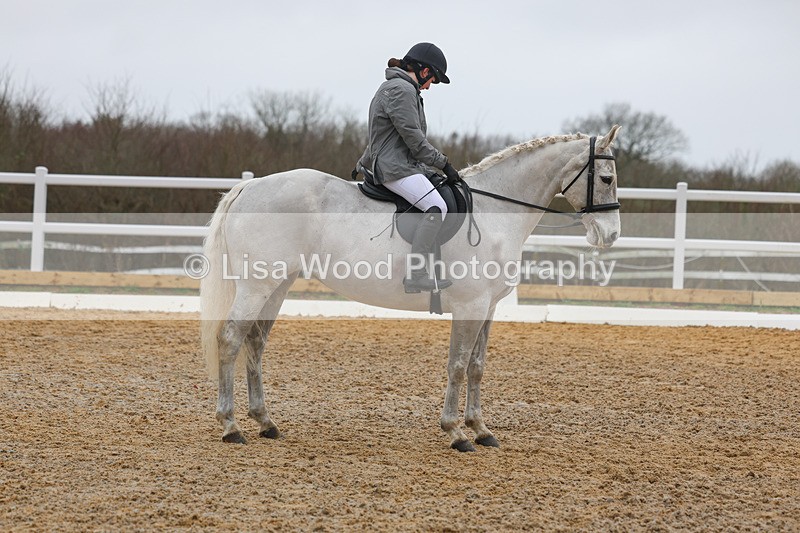 3E7A1040 - Class 5: Novice 1 2024 Section A