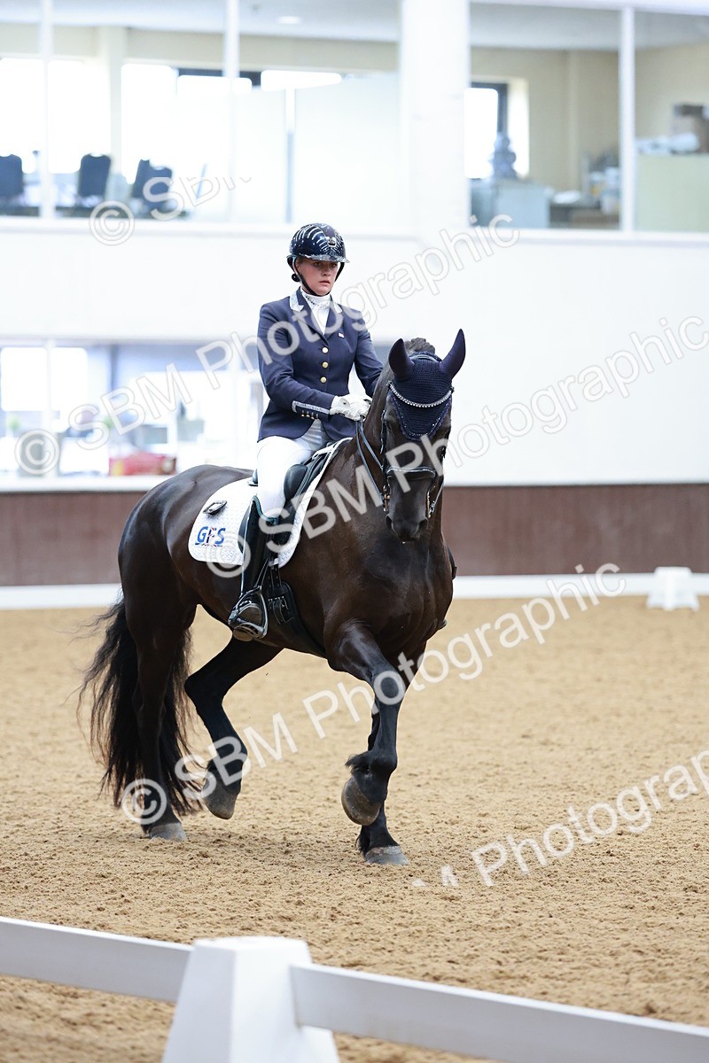 SBM_005870 - Class 3 - Medium 6 - 14.40-15.52