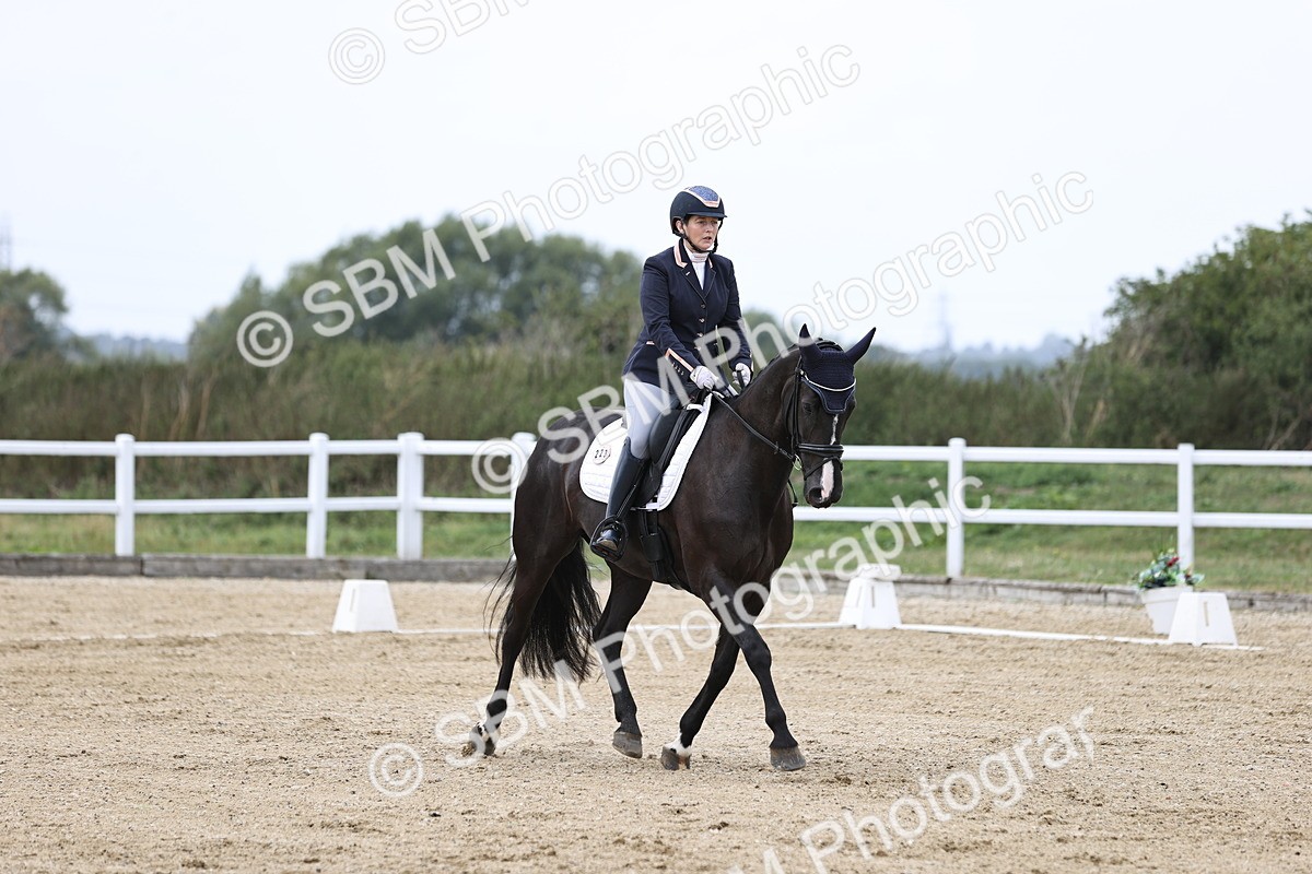 SBM_017589 - Class 14 - Novice 23 - 13.52-14.55