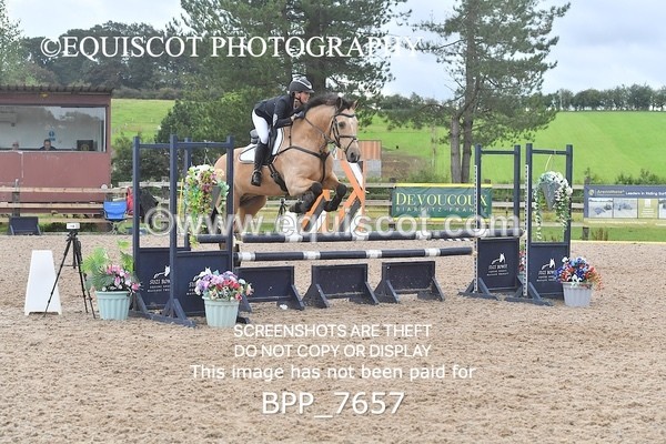 BPP_7657 - CLASS 12 SAT Senior British Novice/ 90cm Open