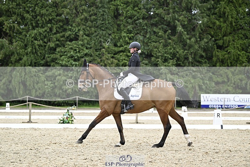 240523-171007-05645 - 450-CEDARMOUNT_CAVALIER-Grace_Cooper