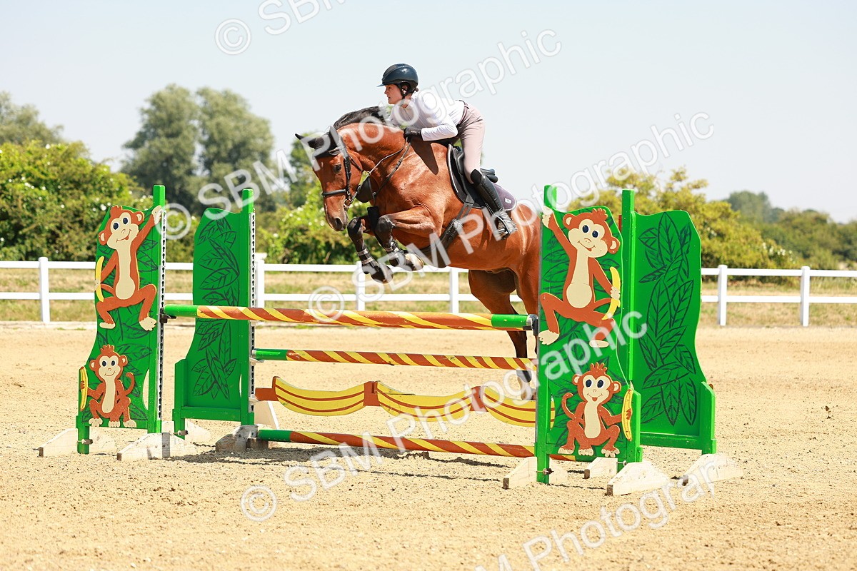 SBM_001569 - Class 4 - Senior Newcomers - 1.10m