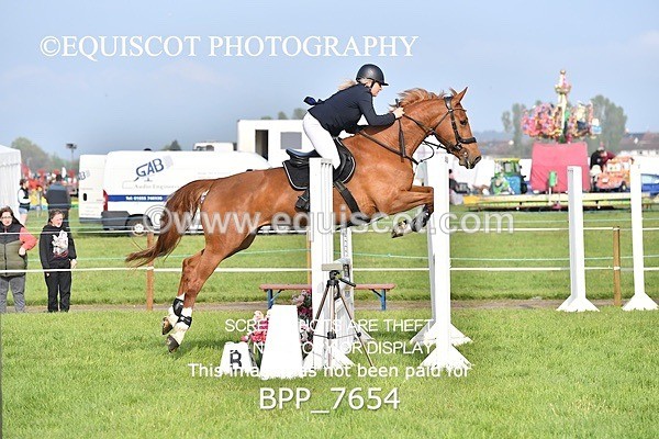 BPP_7654 - CLASS 6 Nisbets Fresh From The Farm & The Golf Inn 1.00m Amateur Championship