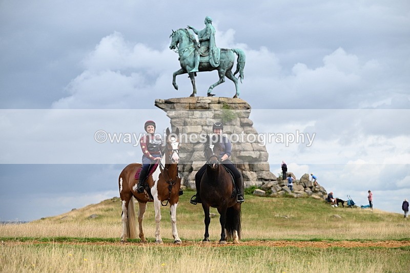 DSC_4532 - Time at Statue 09:50 to 11:09