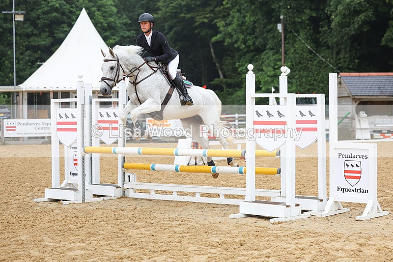 3E7A5493 - Class 4: Senior British Novice/90cm open