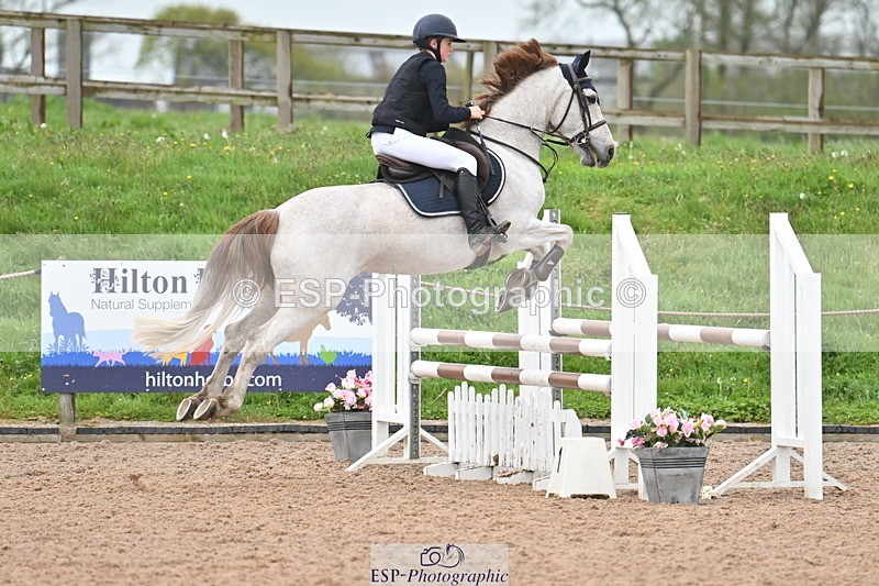 240505A-123708-05128 - Cls 4 Blue Chip Pony Newcomers & 1m Open