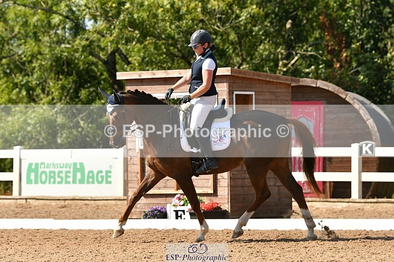 250817-155001-11357 - 214-Verity.PerryVogue