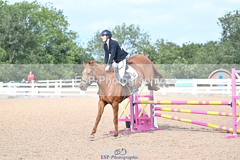 241004A-120432-01776 - Fri 08 85cm Amateur Quals