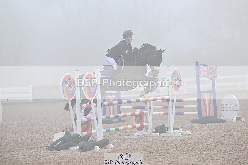 251115-115027-00284 - Cls 9 Pony Newcomers and 1m Open