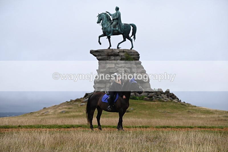 DSC_2189 - Time at Statue 12:13 to 12:32