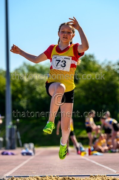 West25Sat-919027 - Field Female