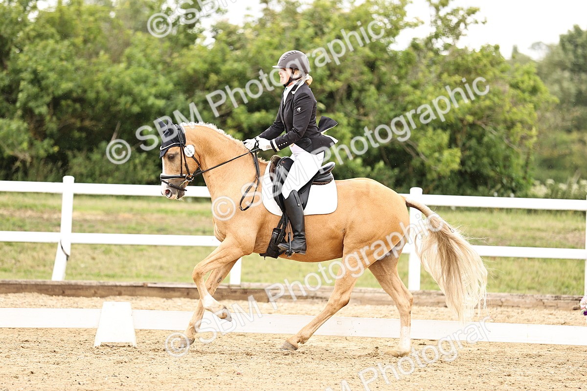 SBM_002096 - Class 2 - Novice 4 - 10.36-11.39