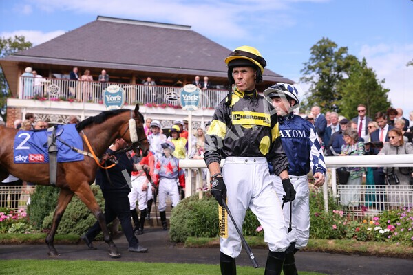 yr17082022r1-008 - Race 1 1.50pm Sky Bet & Symphony Group Stakes