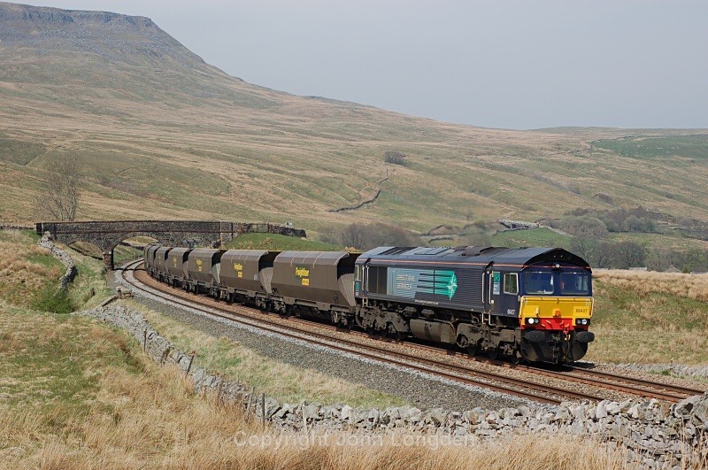 6.5.08 66427 6E73 Killoch - West Burton Ais Gill - Ais Gill (road bridge southbound)