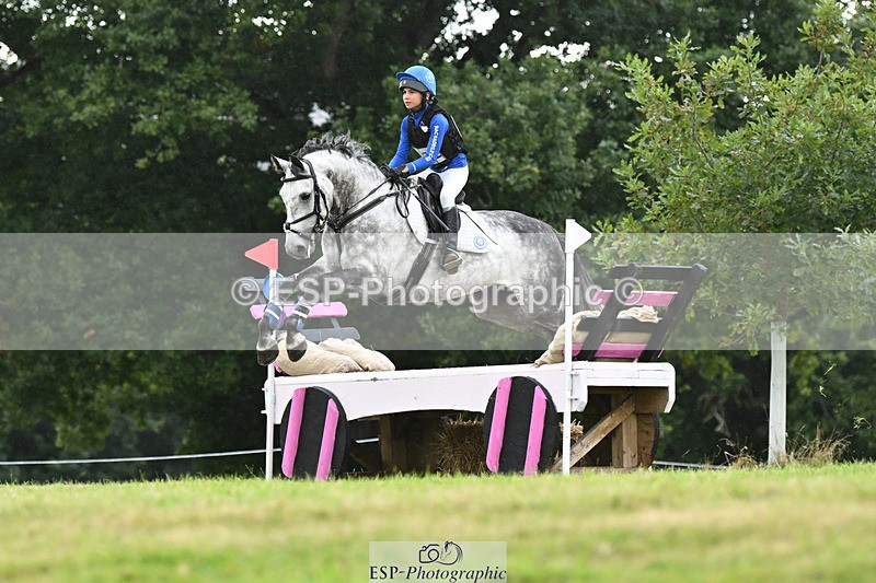 240825X-165112-37373 - 80cm XC 16.30 to 17.30