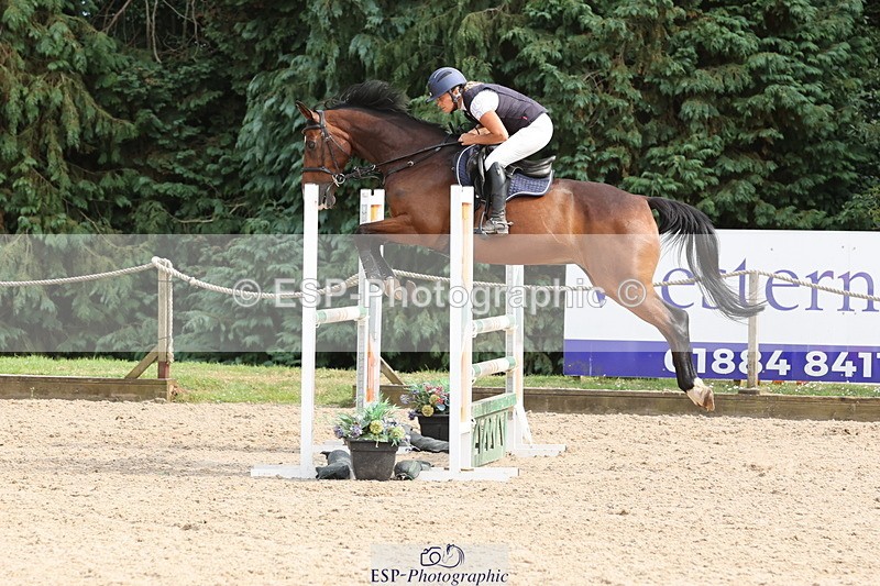 250703A-170413-06180 - Cls 10 1.05m Amateur Q and Open