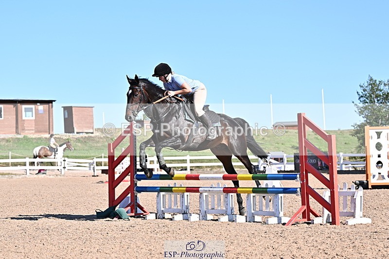 250708A-175039-00364 - 80cm Classes