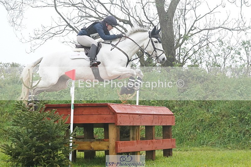 250418-155538-06567 - 319-Flora.Lickiss-MR.MONTY.DON