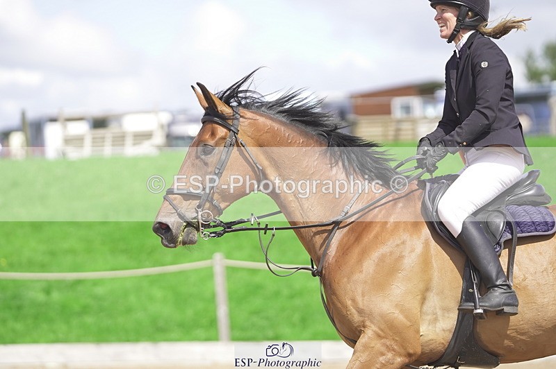 230806A-123740-02025 - Cls 14 Snr Foxhunter & 1.20m Open