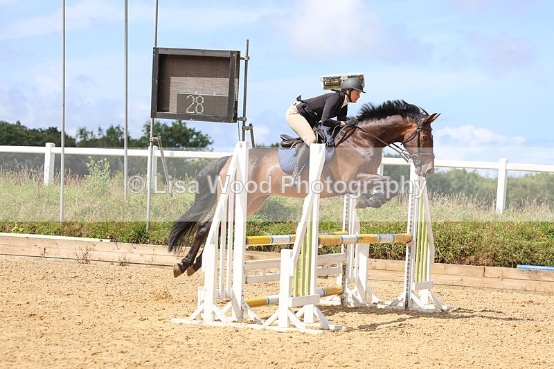 3E7A0227 - Class 9: Senior British Novice/90cm open