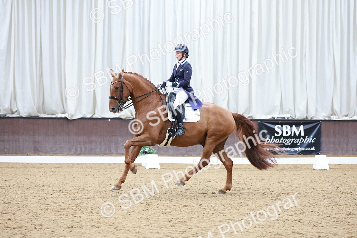 SBM_020868 - Class 13 - FEI INT I - 16.26-17.14