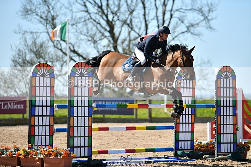 240420A-123942-11042 - Cls 3, 2 Star Small Tour 1.30m