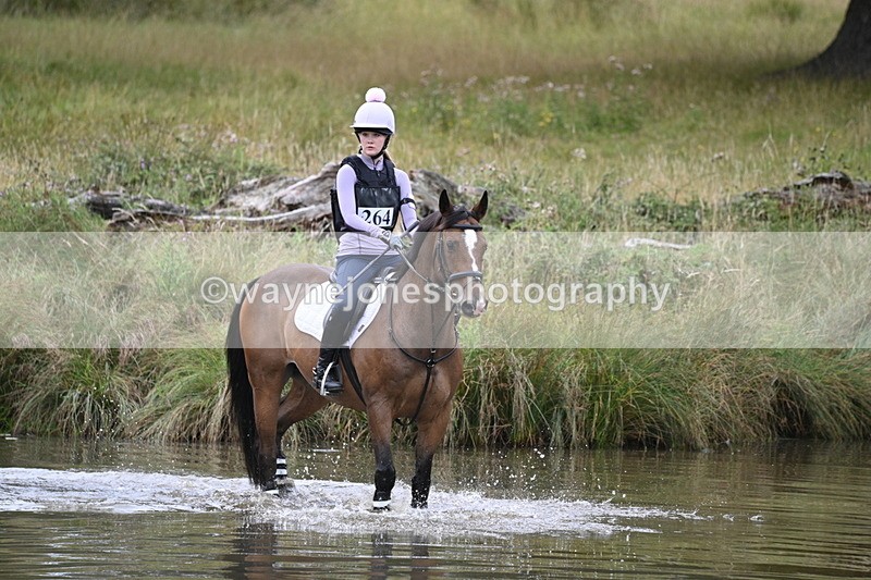 WJ7_3211 - Time at Water 12:15 to 12:50