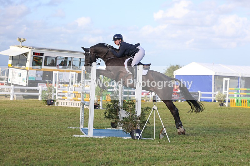 3E7A4766 - Class C1: Showjumping Senior Newcomers/1.10m open
