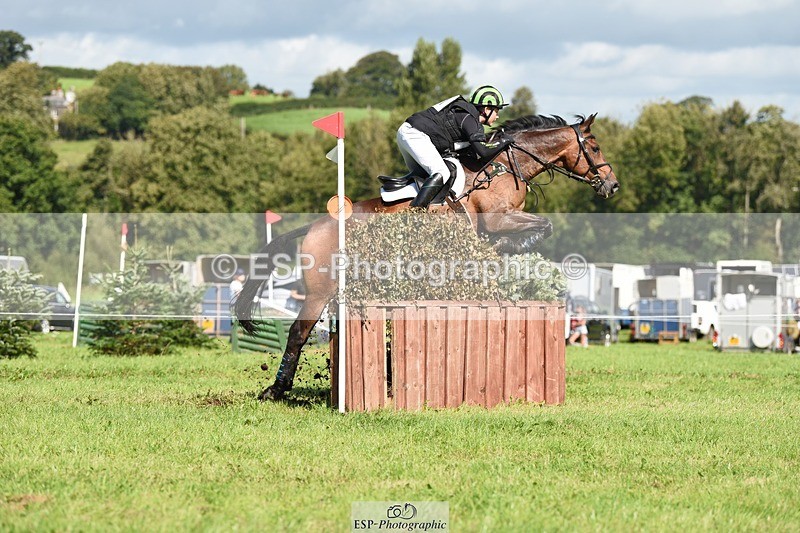 230820X-110548-1136 - BE90 XC 09.40 to Rider 151 at 11.44
