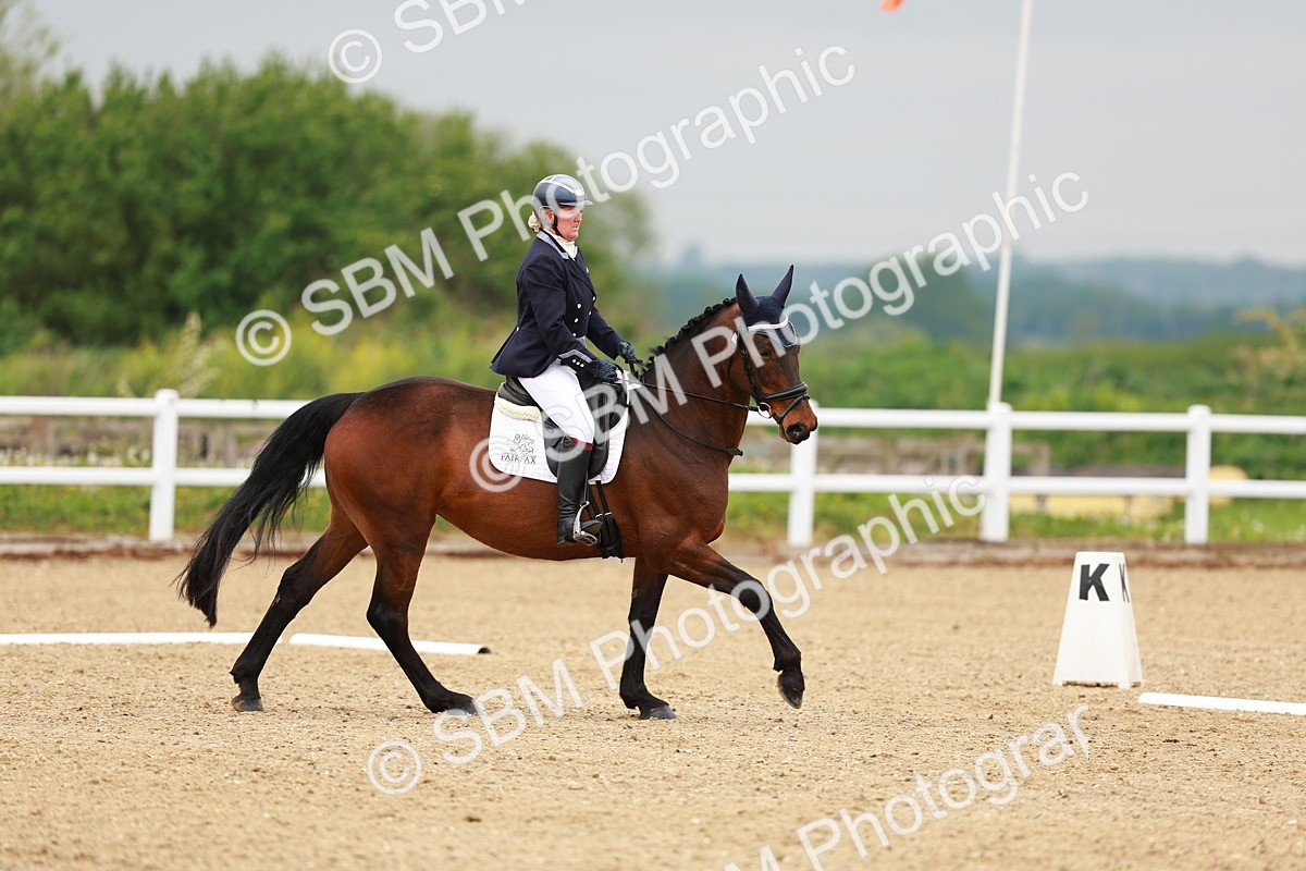 SBM_004646 - Class 15 - Novice 5