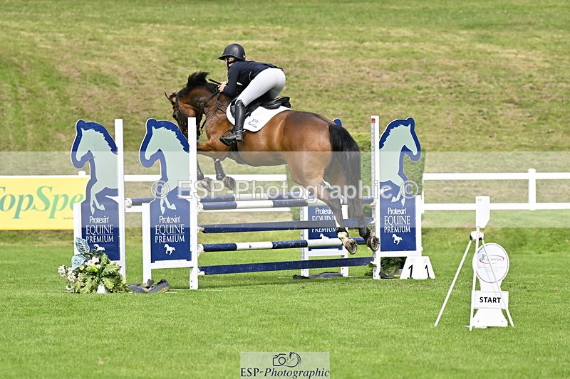 250613A-110123-00676 - Cls 1 Snr Newcomers and 1.10m Open