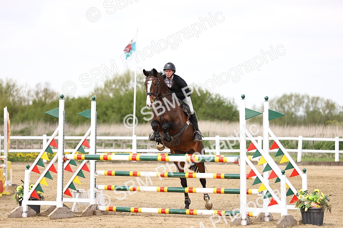 SBM_002239 - Class 11 - Senior newcomers - 1.10m