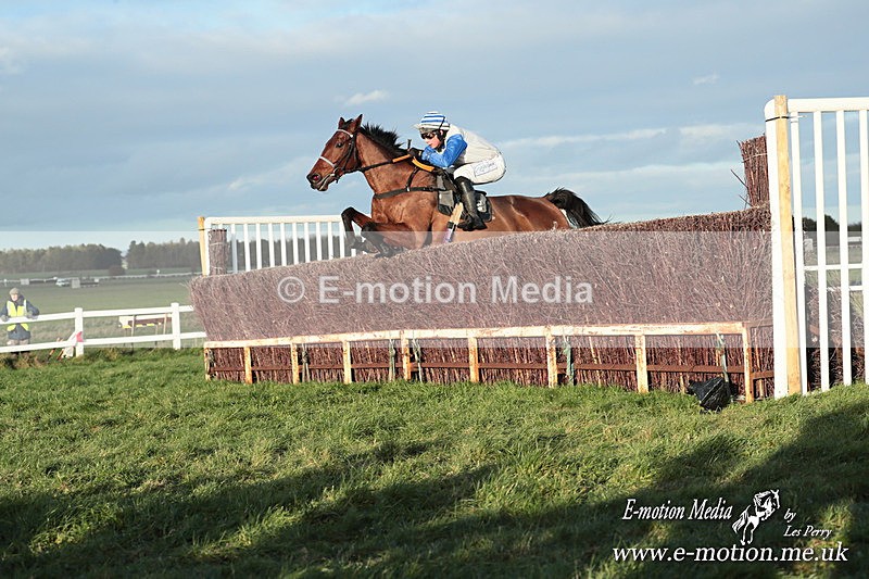 PtP 301125  0777 - Hursley Hambledon Point-to-Point Larkhill Racecourse 30/12/2025