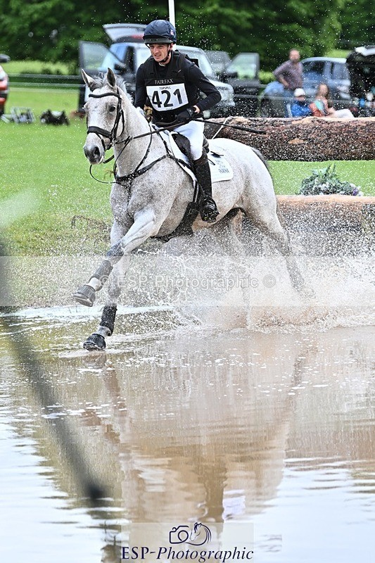 240526-132728-22882 - 421-ASK_FOR_MANCHIER-Tom_Jackson