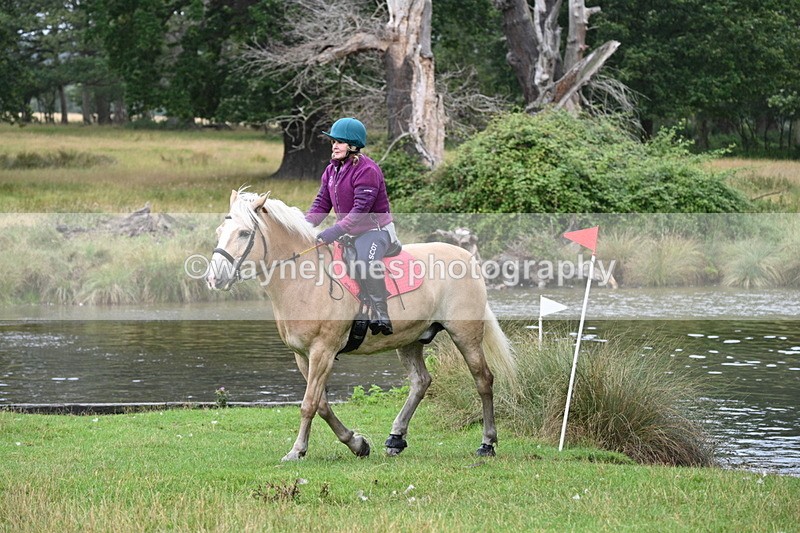 WJ7_6950 - Time at Water 10:01 to 10:27