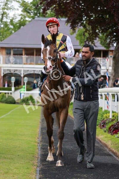 yr21052022r1-33 - Race 1: 1:40pm William Hill Play Responsibly Stakes