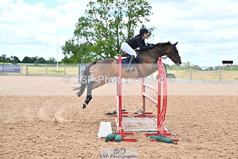 240608A-133511-02597 - Cls 4 Snr Newcomers and 1.10m Open