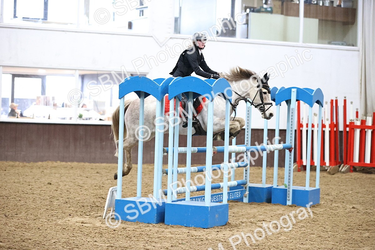 SBM_000935 - Class 4 - Blue Chip Pony Newcomers - 1.00m