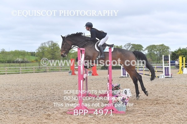 BPP_4971 - CLASS 24 SUN Senior BritiNovice/ 90cm Open