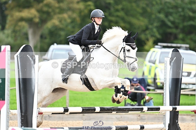 230930-105925-00235 - Cls 3 Pony Discovery & 90cm Open