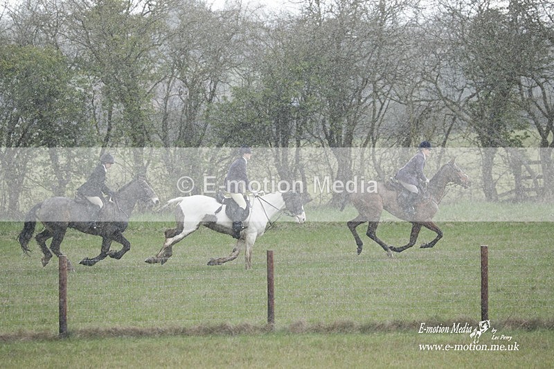PtP 180323 1101 - Shelfield Park Races with Croome & West Warwickshire Hunt  18/03/23