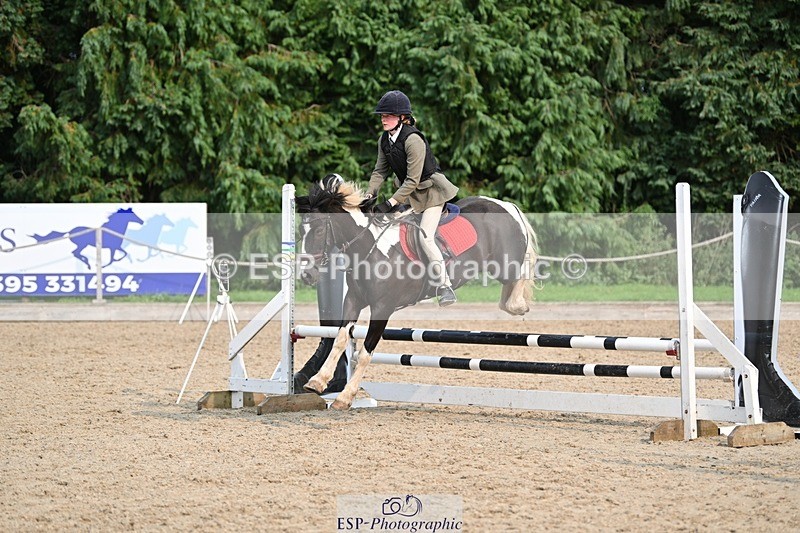 240818-162600-05448 - Cls 13 Pony Intro 70cm