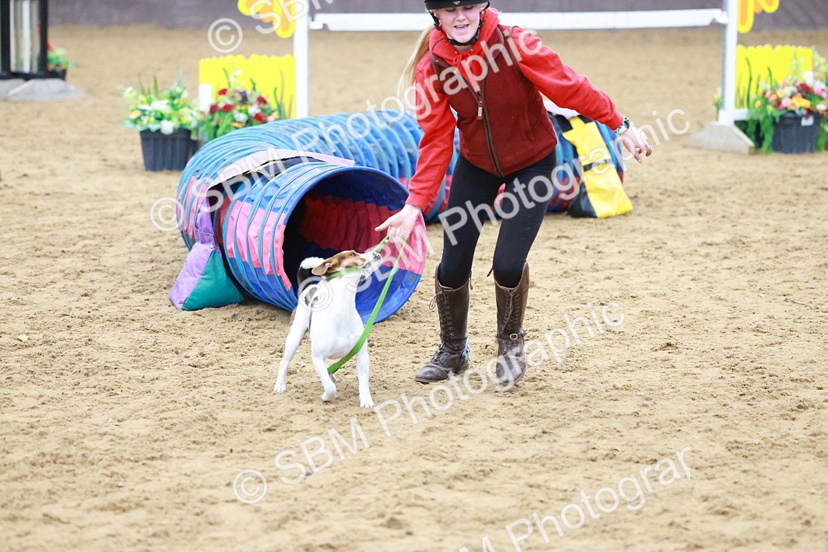 SBM_002120 - Class 3 - Horse & Hound (60cm)